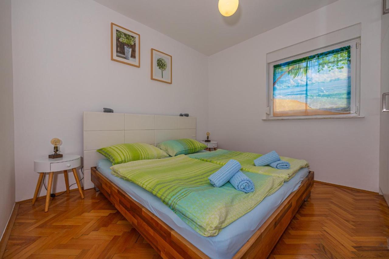 Apartment Svjetlana Dramalj Eksteriør billede
